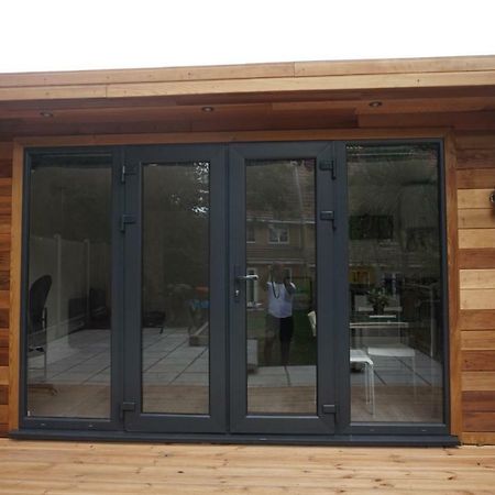 Rjo Serviced Accommodation Purfleet Εξωτερικό φωτογραφία